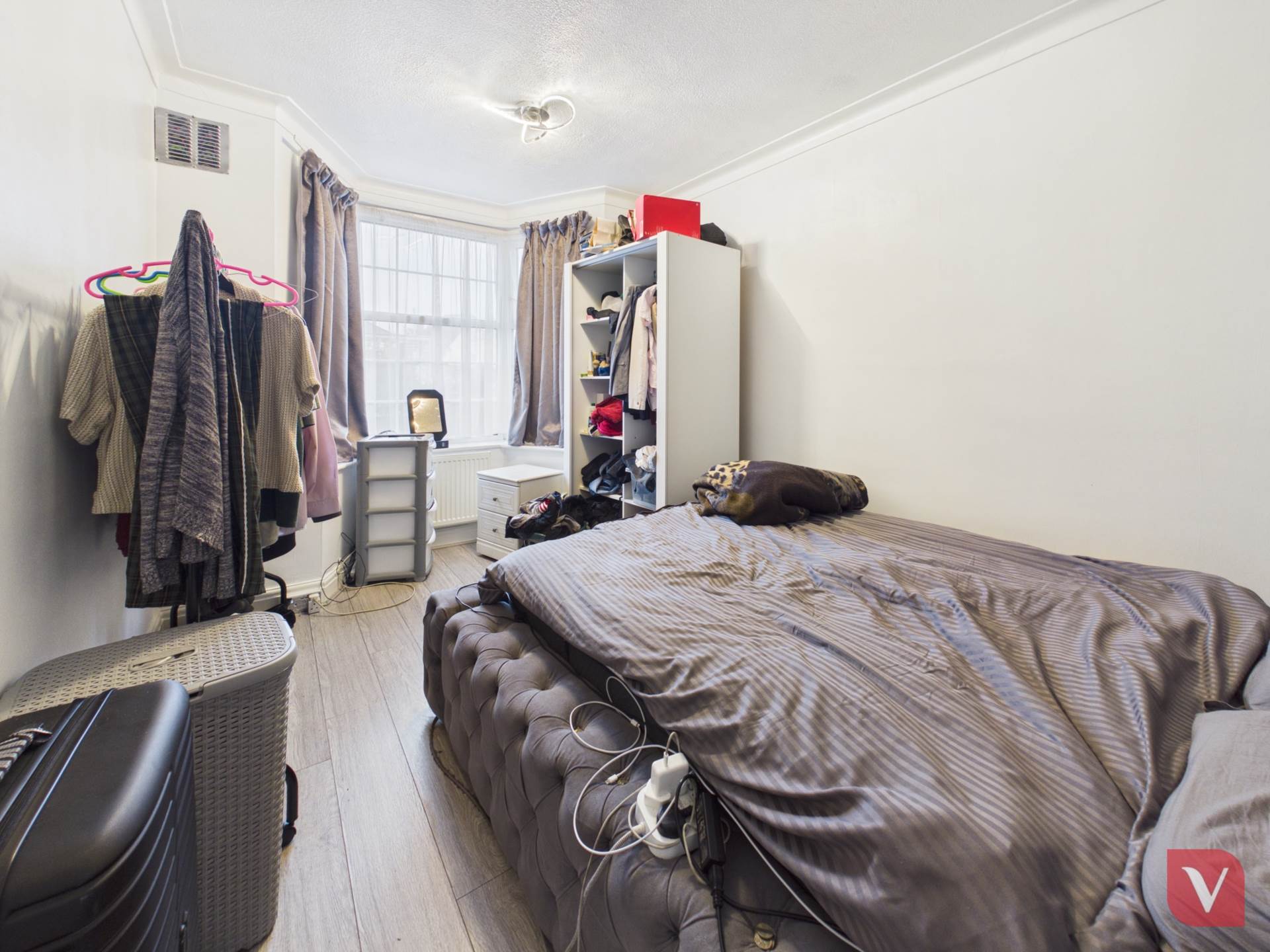 Dunstable Court, Luton, Image 4