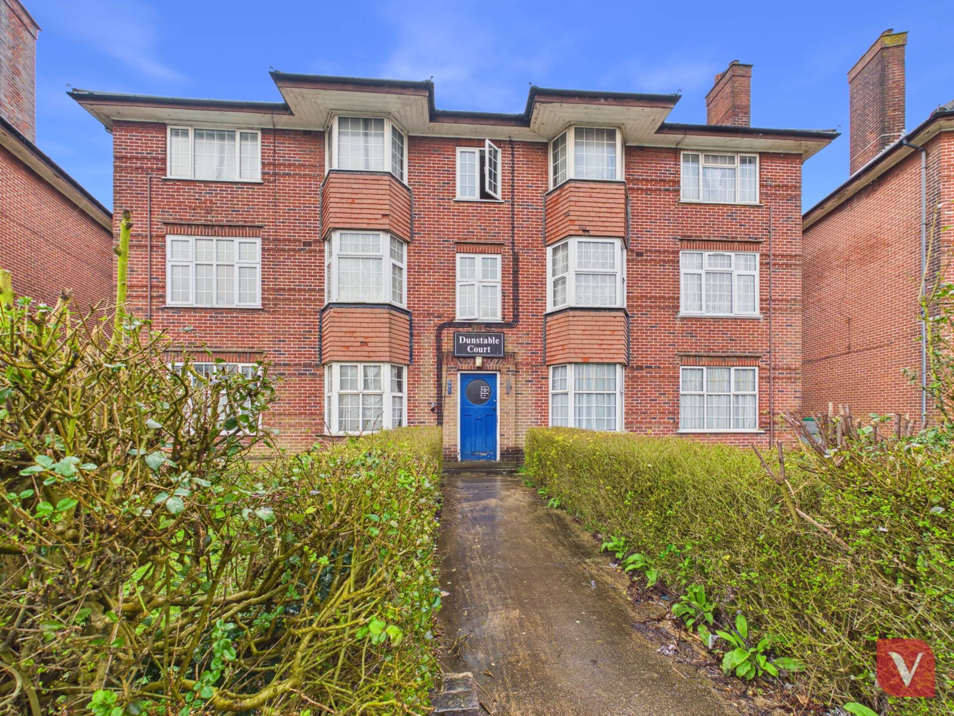 Dunstable Court, Luton, Image 8