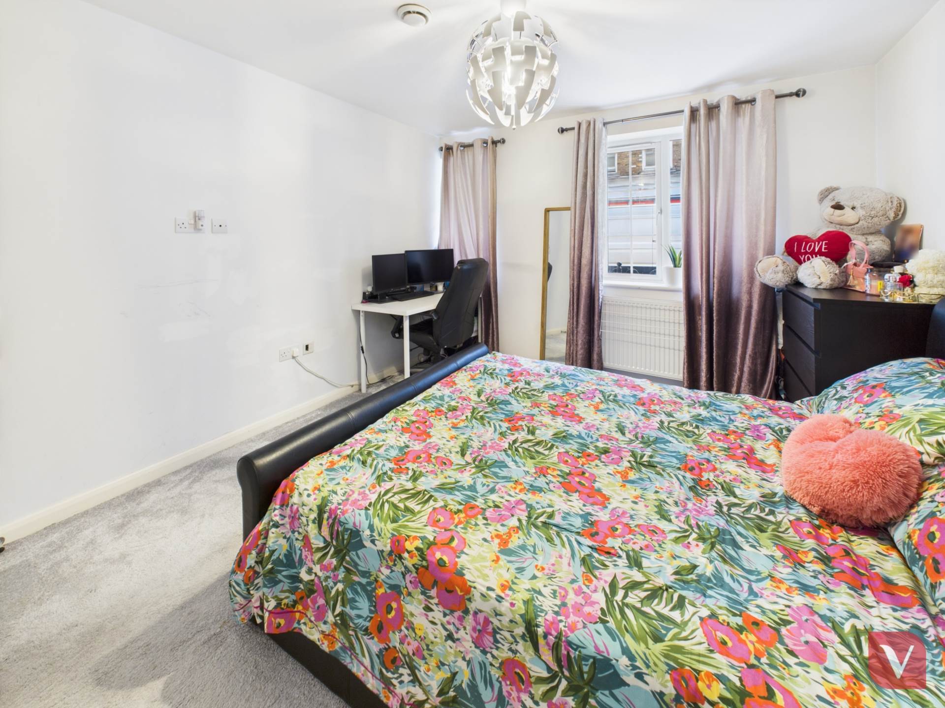 Ground floor maisonette with own separate entrance on John Street, Luton, Image 7