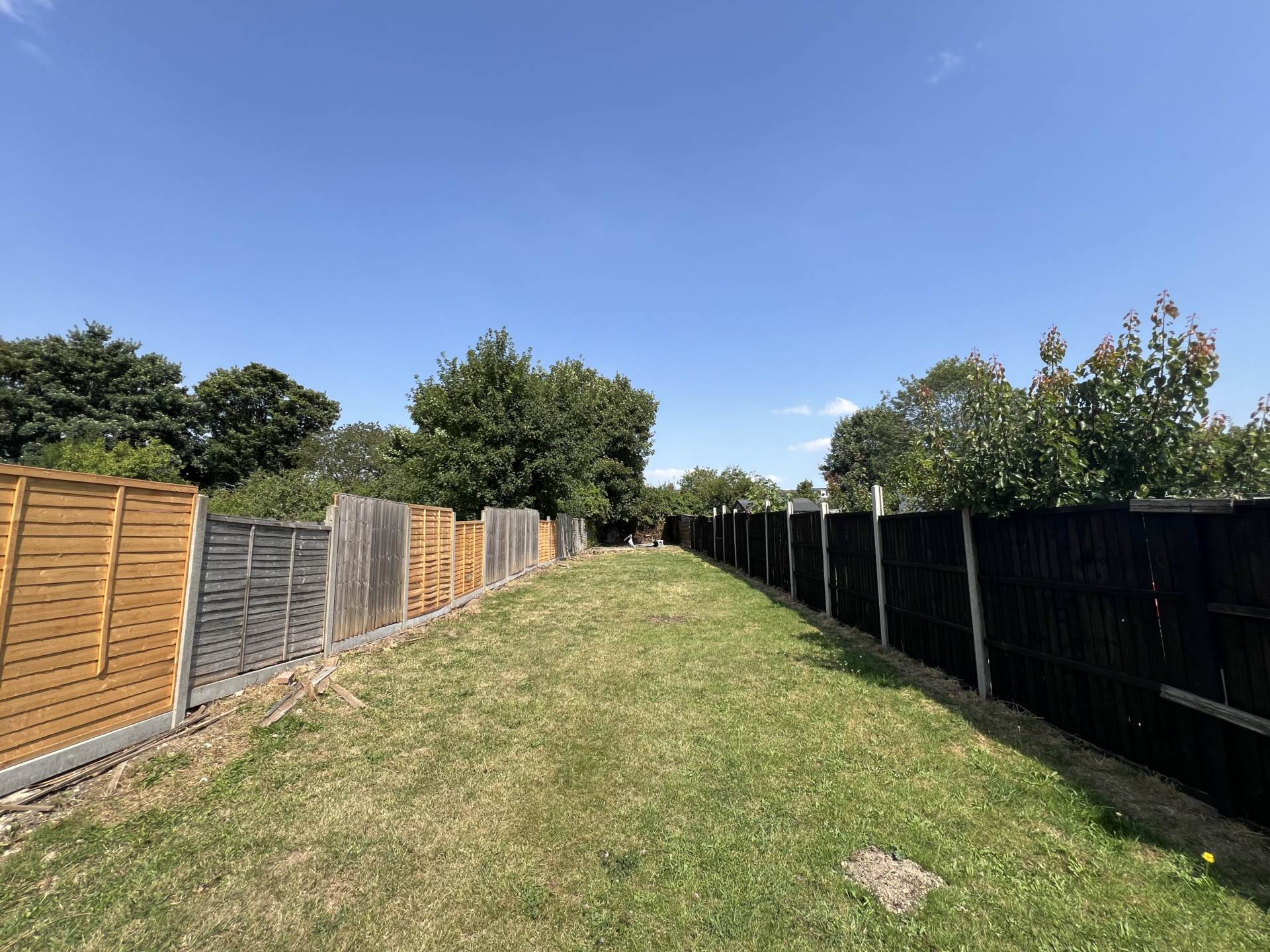 Chester Ave, Luton, Image 2