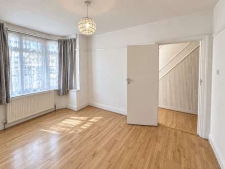 Chester Ave, Luton, Image 10