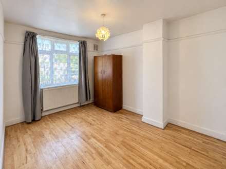 Chester Ave, Luton, Image 7