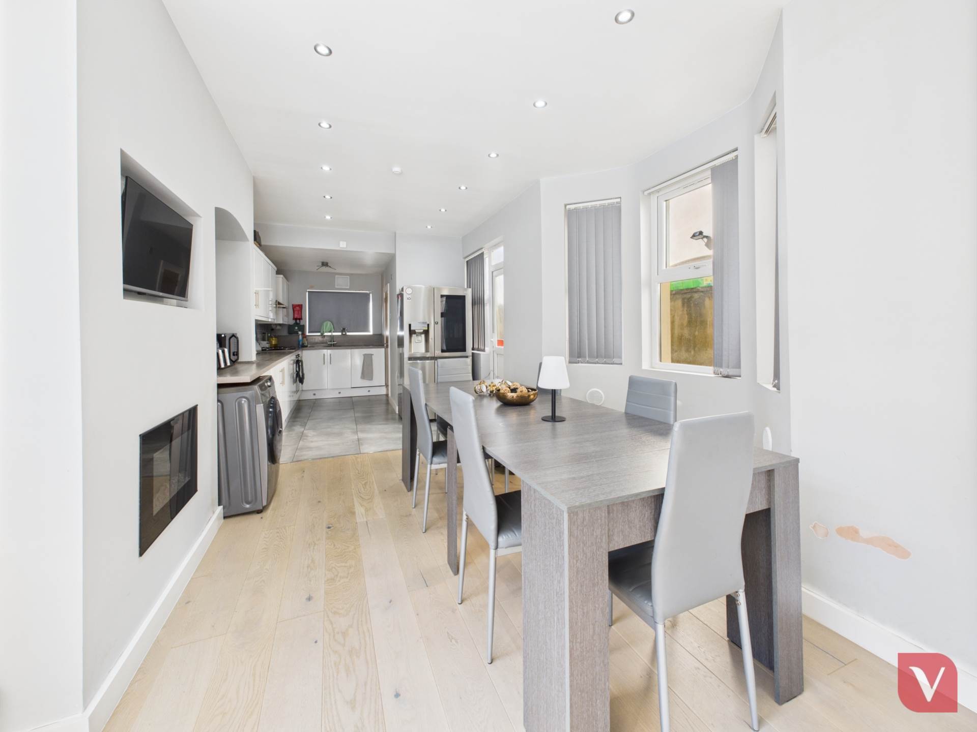 Chatsworth Road, Luton, Image 16