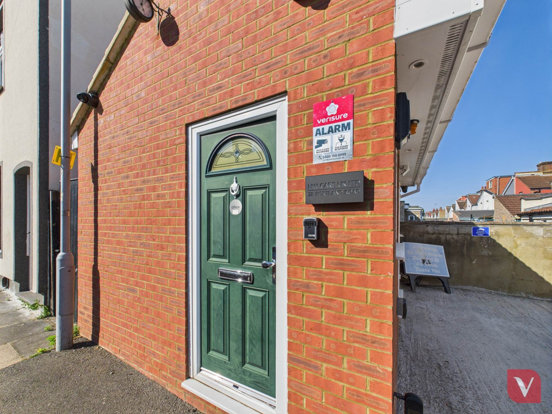 Chatsworth Road, Luton, Image 21
