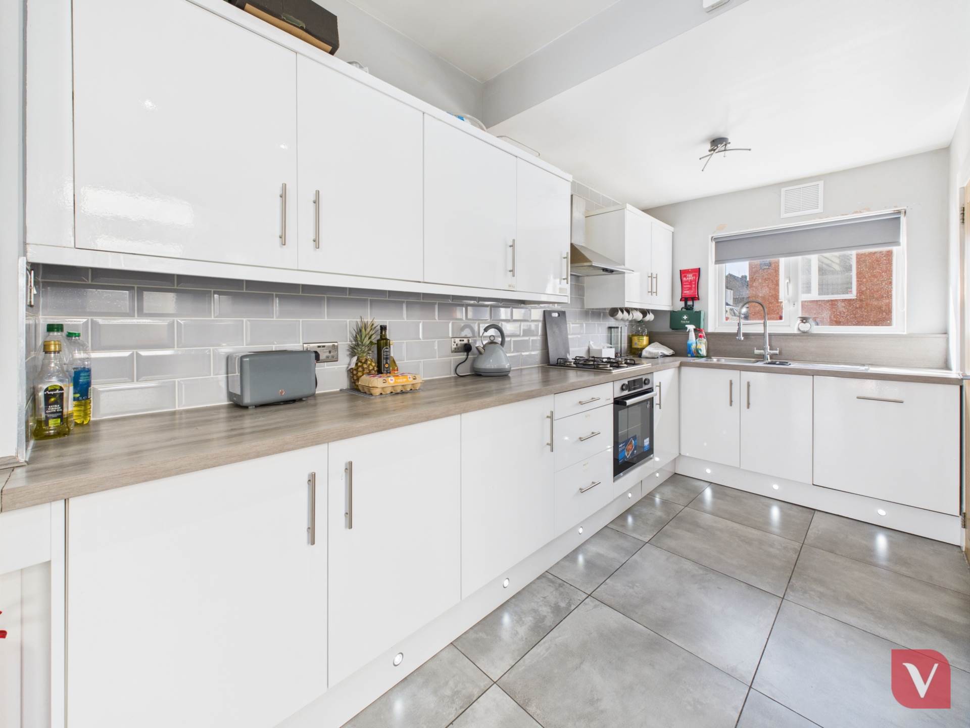 Chatsworth Road, Luton, Image 4
