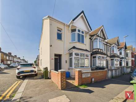 Chatsworth Road, Luton