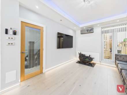 Chatsworth Road, Luton, Image 13