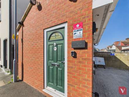 Chatsworth Road, Luton, Image 21