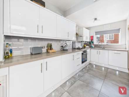 Chatsworth Road, Luton, Image 4