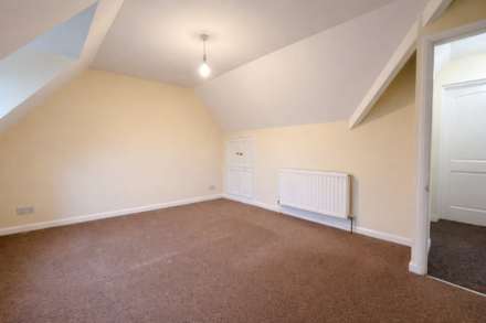 College Road, Bedford, Image 4