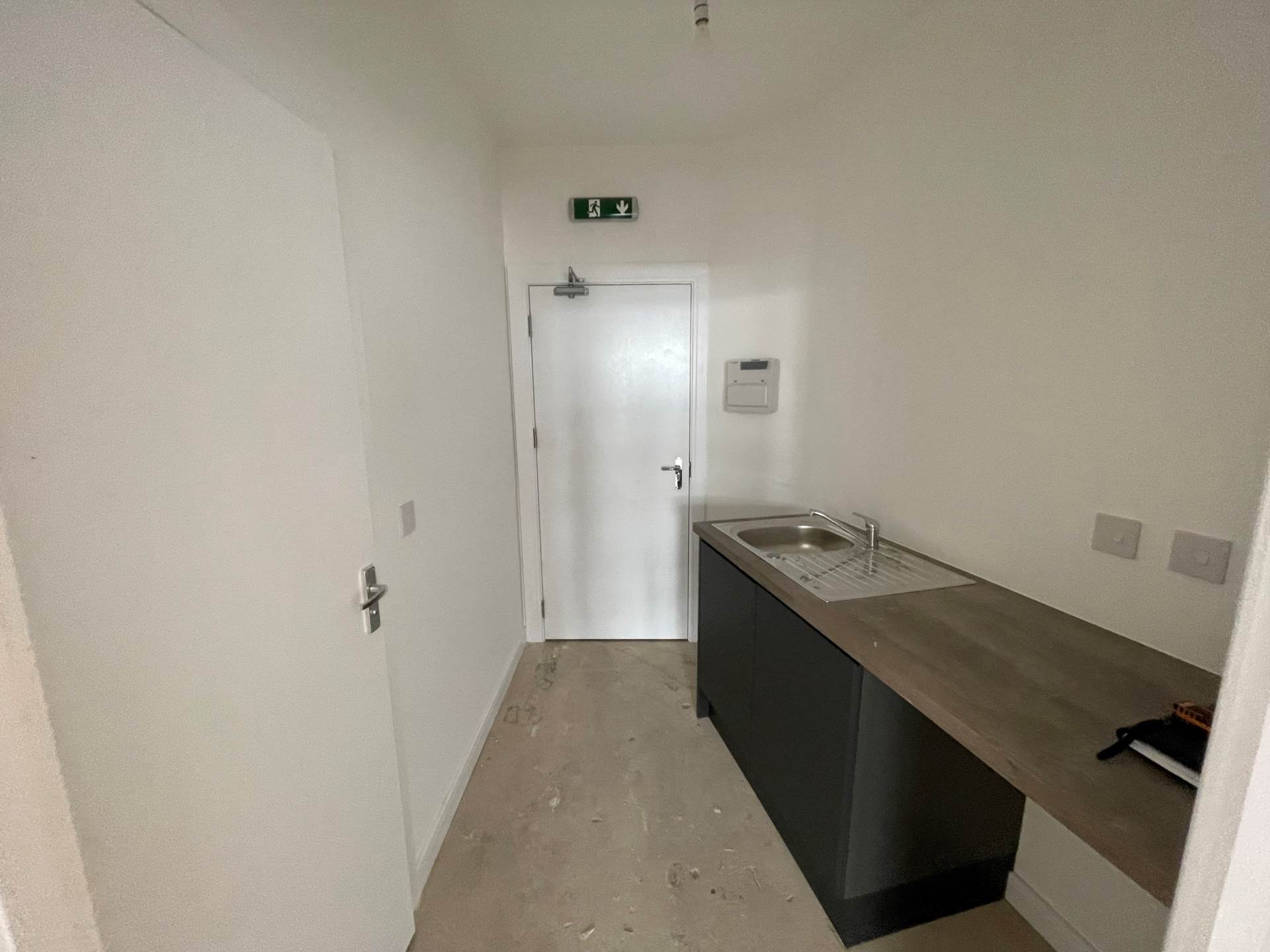 Bedford Town Centre Retail Unit To Let, Image 6