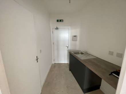 Bedford Town Centre Retail Unit To Let, Image 6