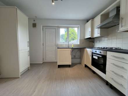 Larkspur Gardens, Luton, Image 3