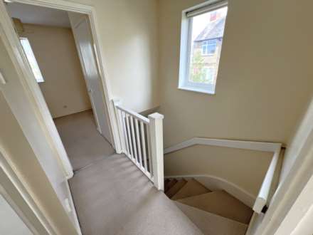Larkspur Gardens, Luton, Image 9