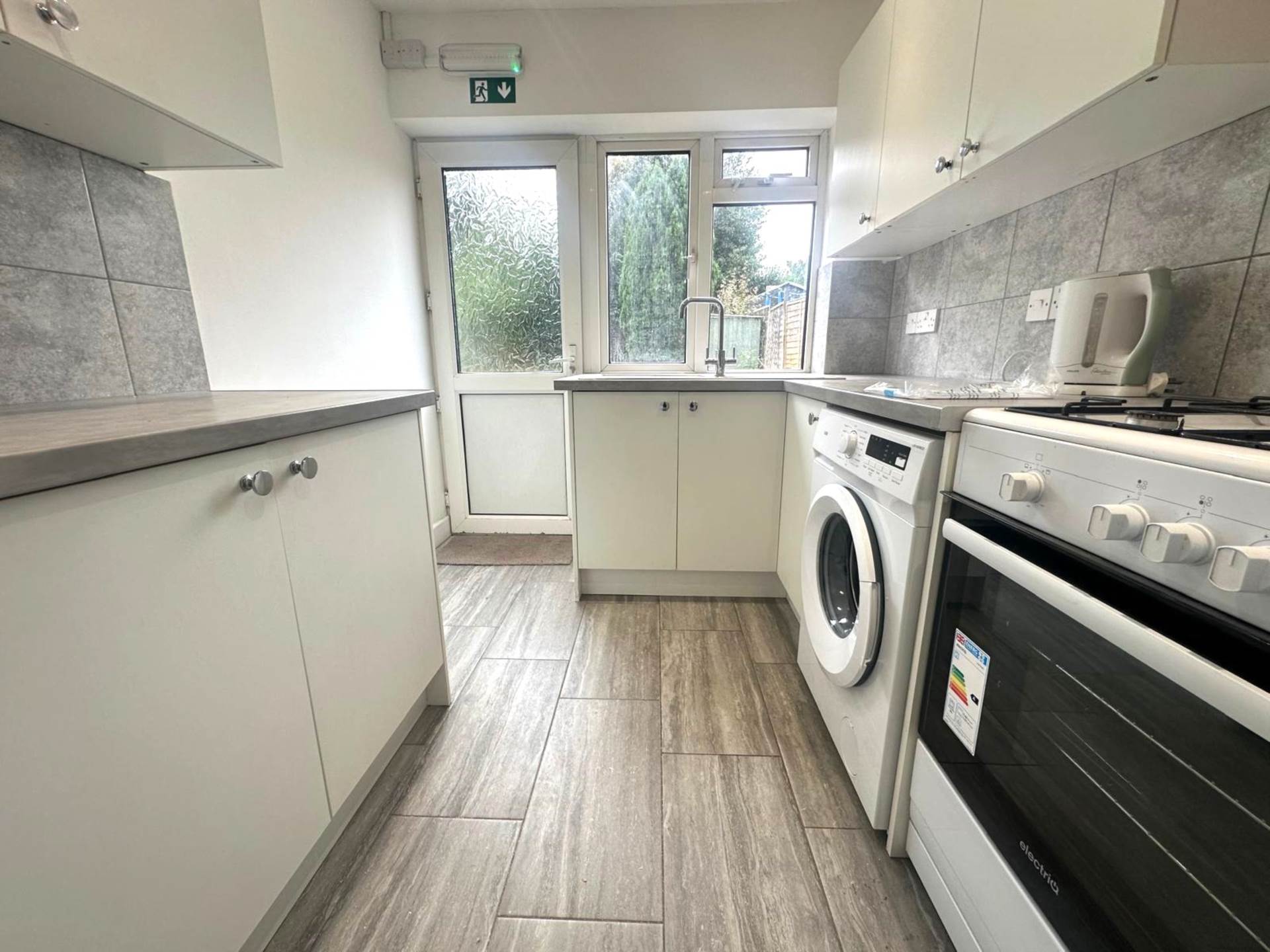 Lime Avenue, Luton, Image 11