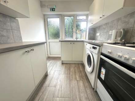 Lime Avenue, Luton, Image 11