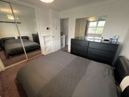Cresswell Gardens, Luton, Image 4