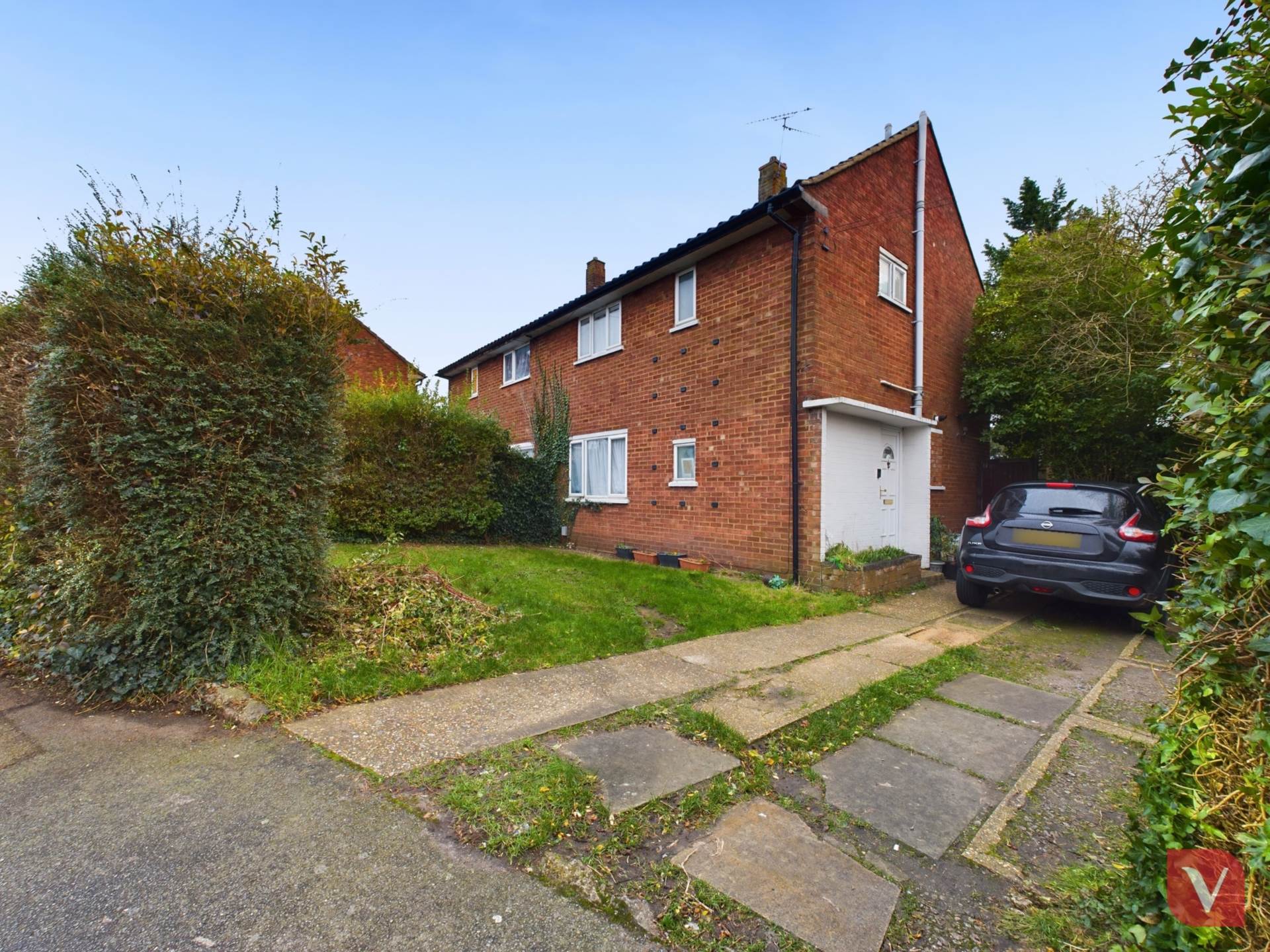 Birdsfoot Lane, Luton, Image 1