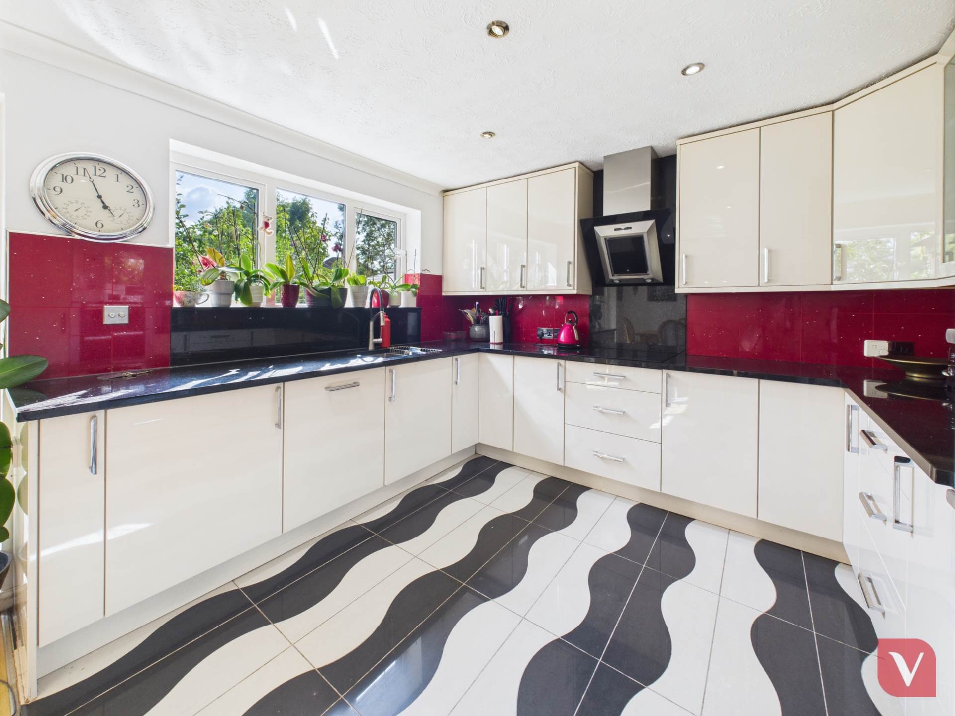Cheviot Road, Luton, Image 20
