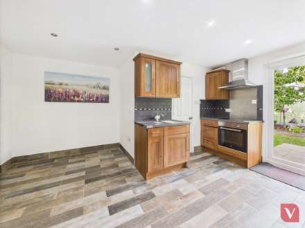Cheviot Road, Luton, Image 26