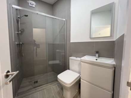 Flat 5, Dunstable Place, Luton, Image 2