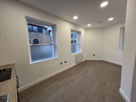 Flat 5, Dunstable Place, Luton, Image 4