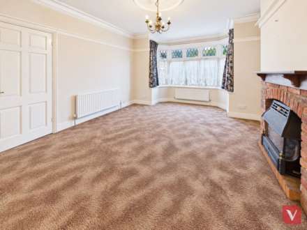 Culverhouse Road, Luton, Image 7