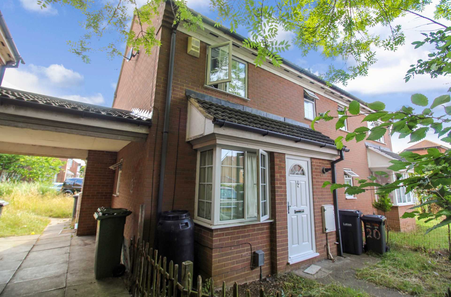 Dorrington Close, Luton, Image 1