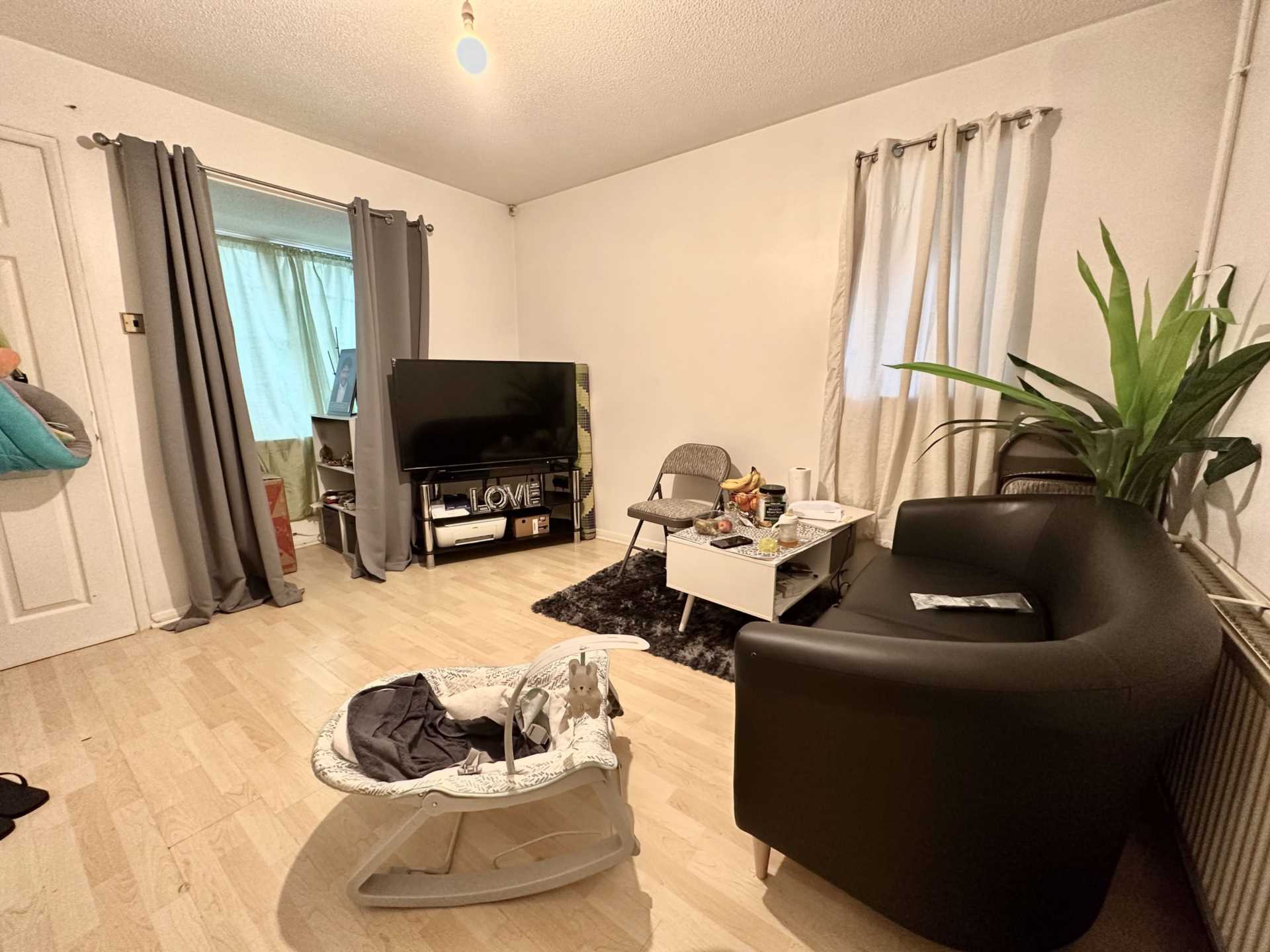Dorrington Close, Luton, Image 3