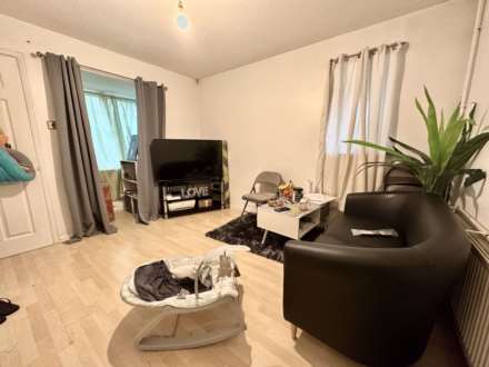 Dorrington Close, Luton, Image 3