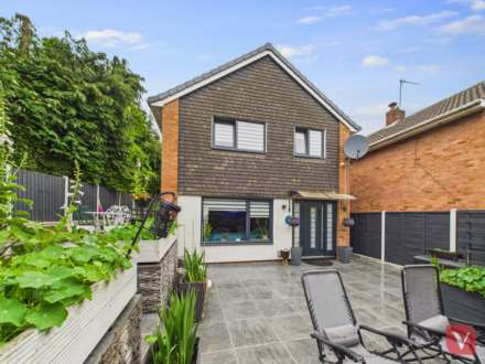 Farley Hill, Luton, Image 23
