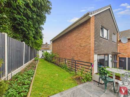 Farley Hill, Luton, Image 24