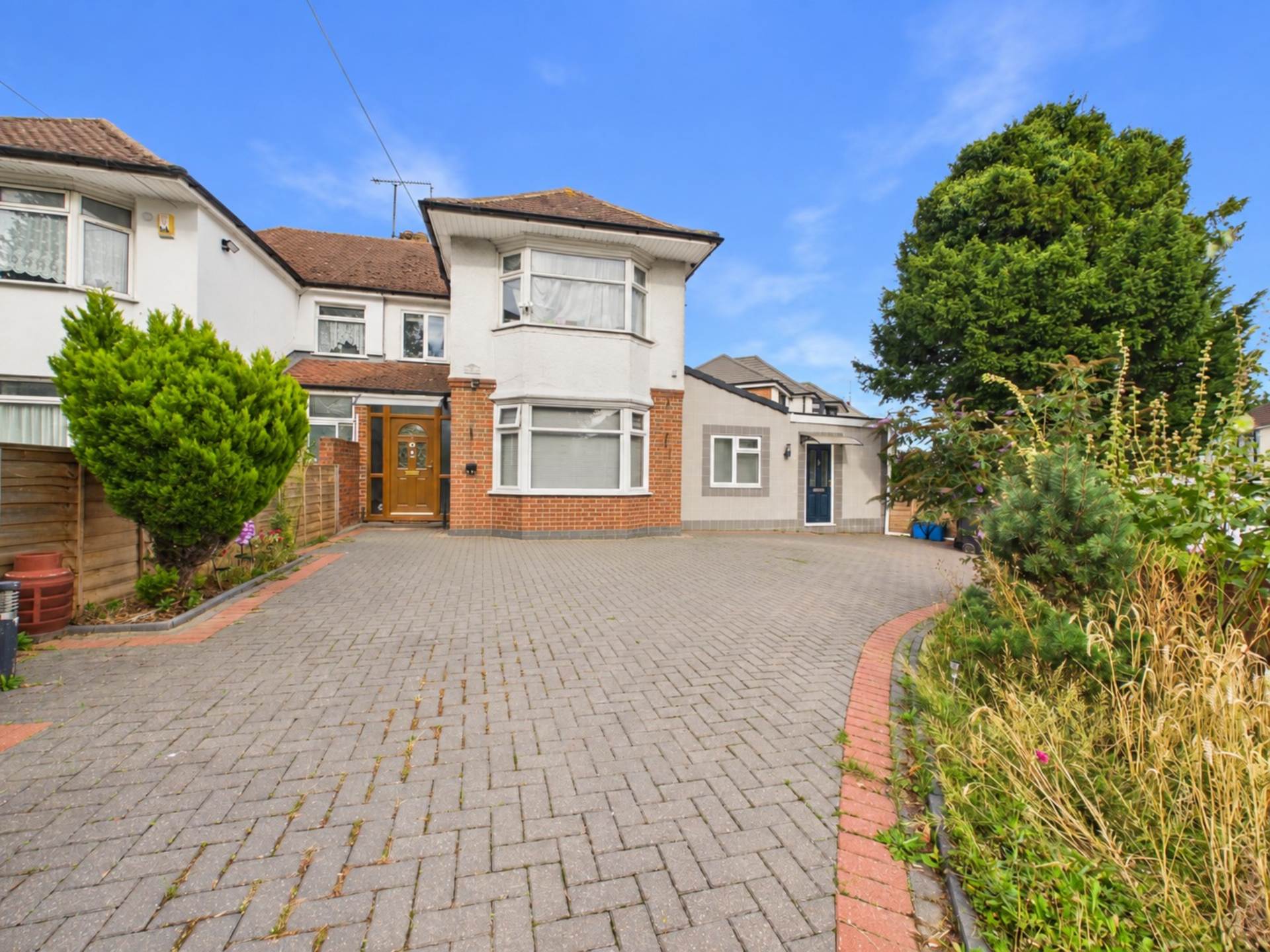 Halfway Ave, Luton, Image 1