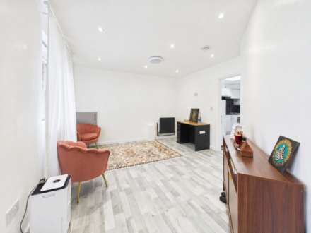 Halfway Ave, Luton, Image 6
