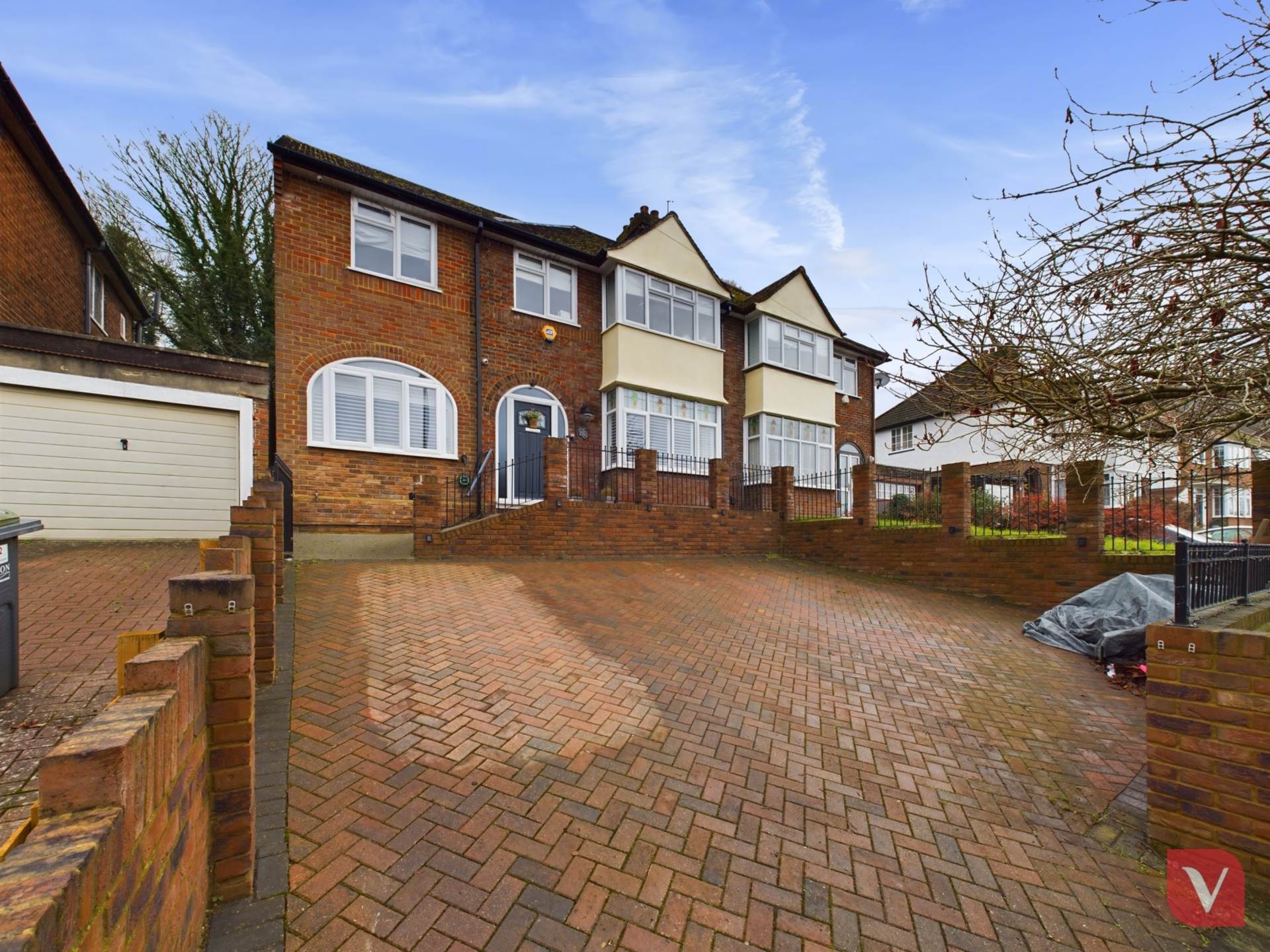 Wardown Crescent, Luton, Image 1