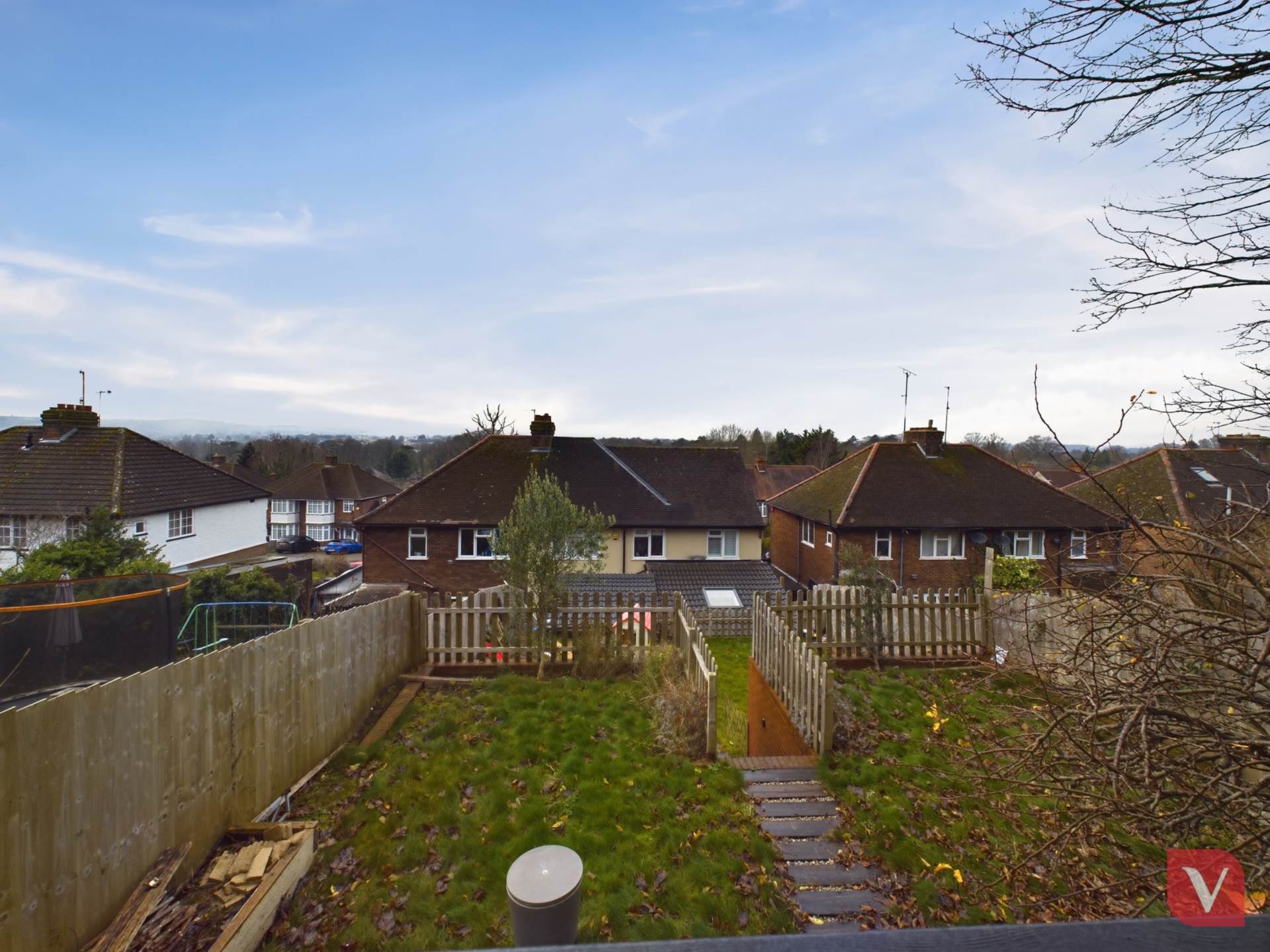 Wardown Crescent, Luton, Image 26