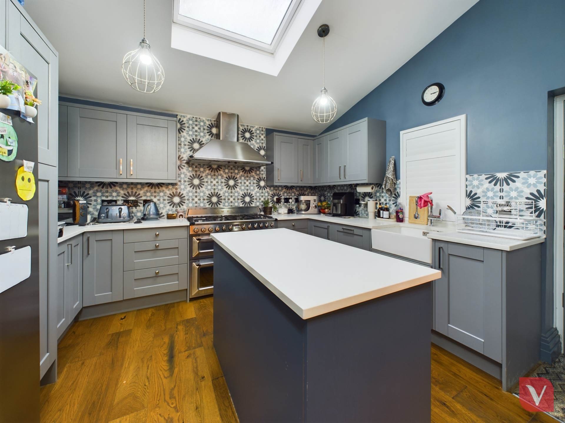 Wardown Crescent, Luton, Image 7