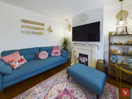 Wardown Crescent, Luton, Image 5