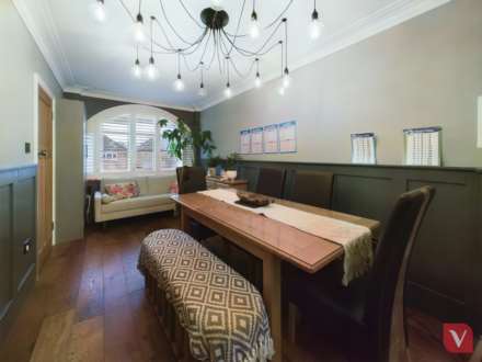 Wardown Crescent, Luton, Image 9