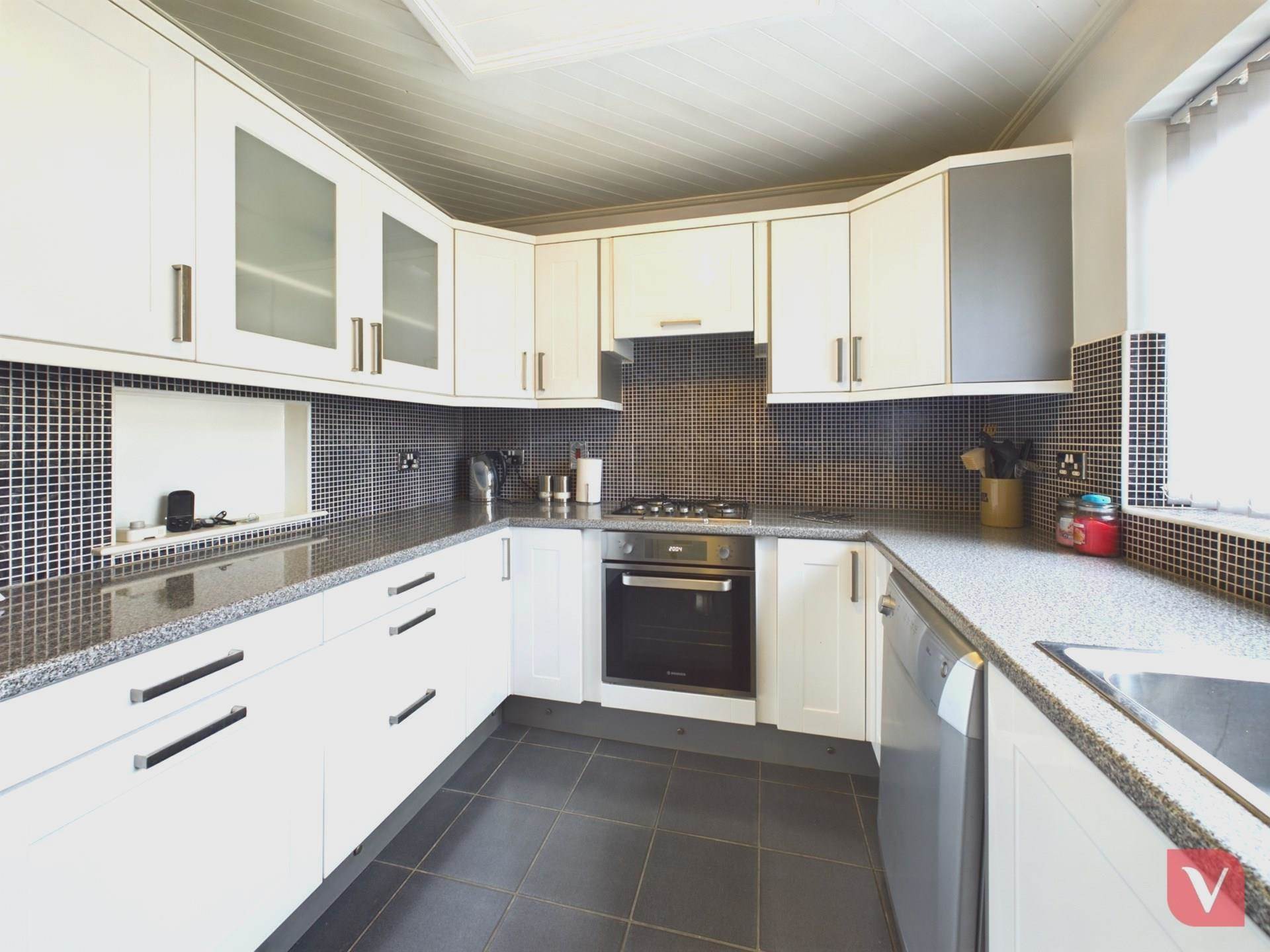 Brompton Close, Luton, Image 2