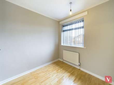 Brompton Close, Luton, Image 15