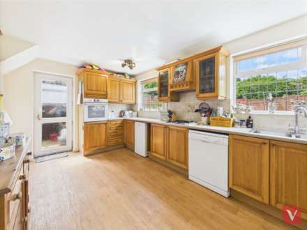 Ereswell Road, Luton, Image 6