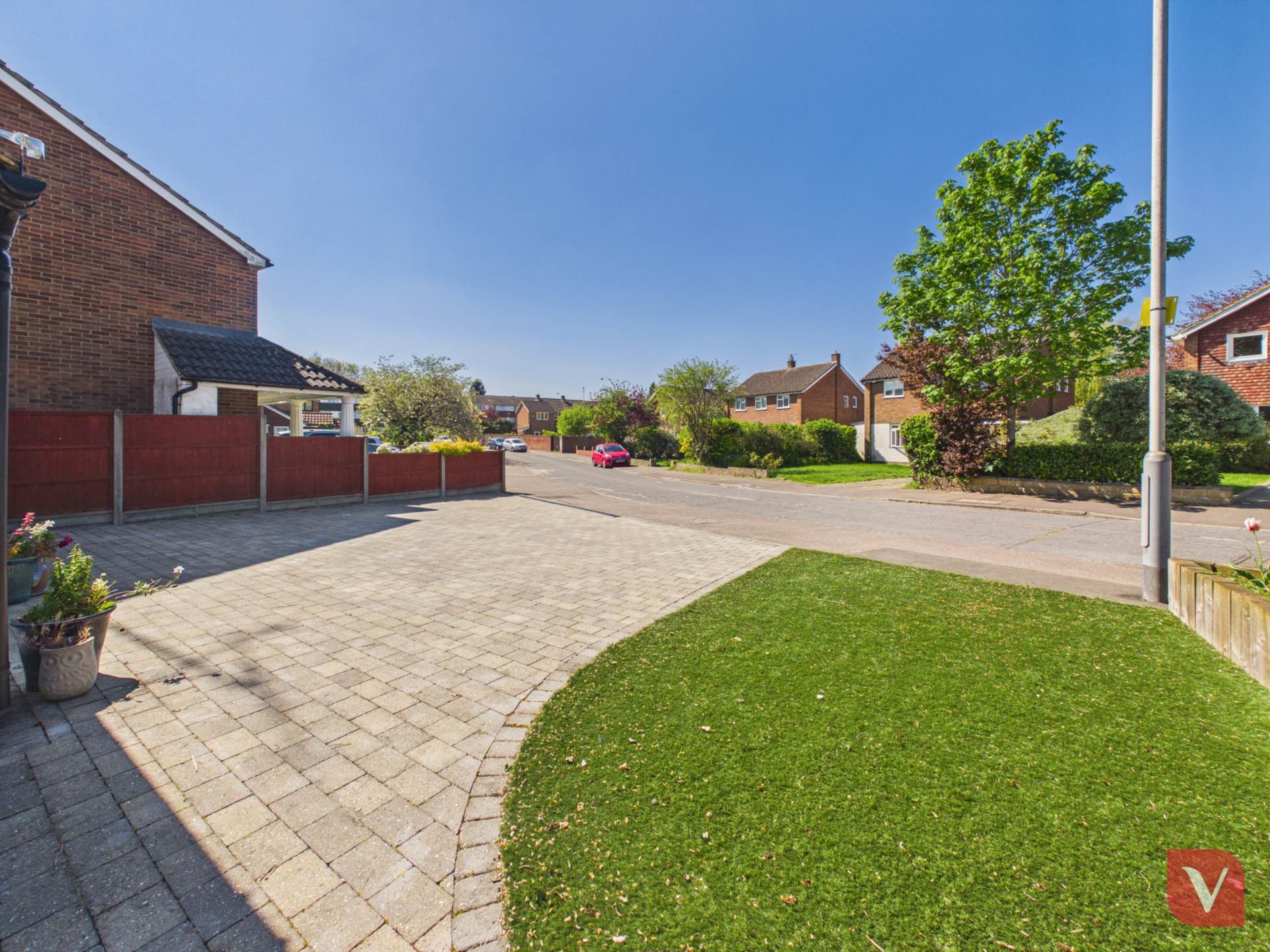 Thelby Close, Luton, Image 20
