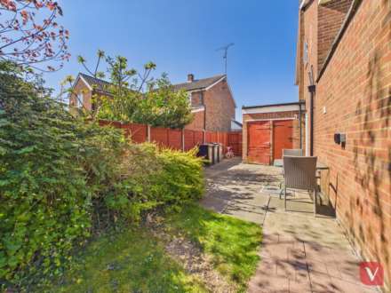 Thelby Close, Luton, Image 22