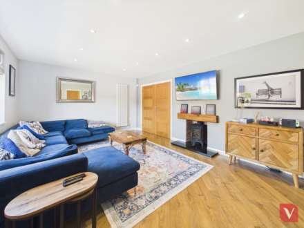 Thelby Close, Luton, Image 7