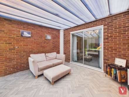 Thelby Close, Luton, Image 8