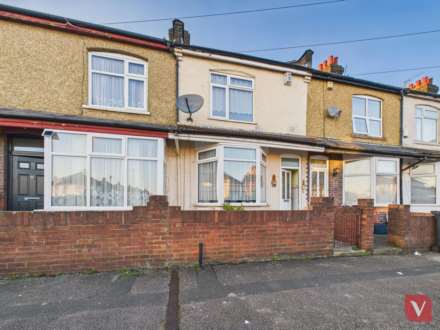 Property For Sale Turners Road South, Luton