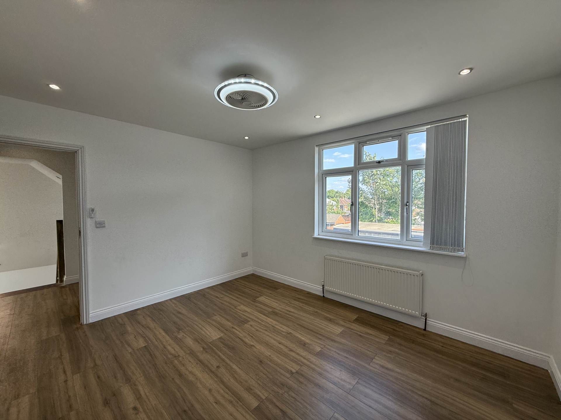 Park Avenue, Luton, Image 14
