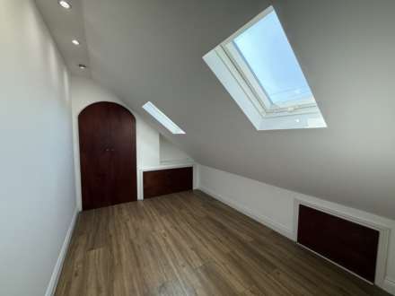 Park Avenue, Luton, Image 12
