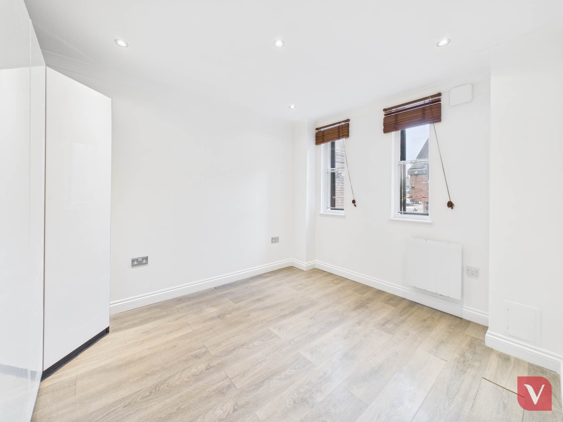 High Street North, Dunstable, Image 5